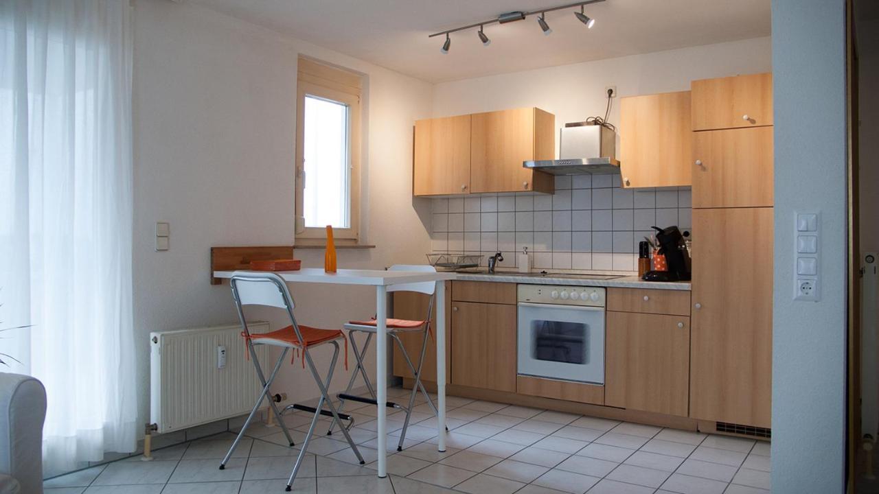 Gemuetliche Wohnung Mit Sonniger Terrasse Bietigheim-Bissingen Esterno foto